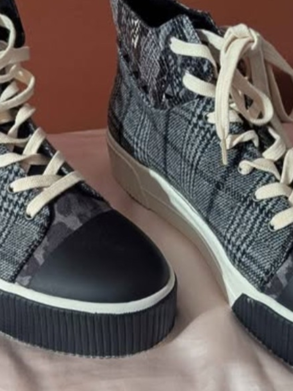 Jessica Simpson Plaid High-Top Sneakers in Black and Cream Size 10
